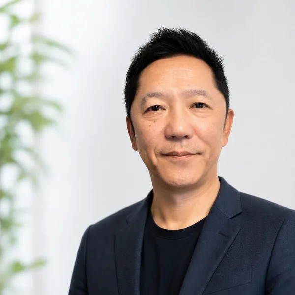 代表取締役社長 山﨑佳一